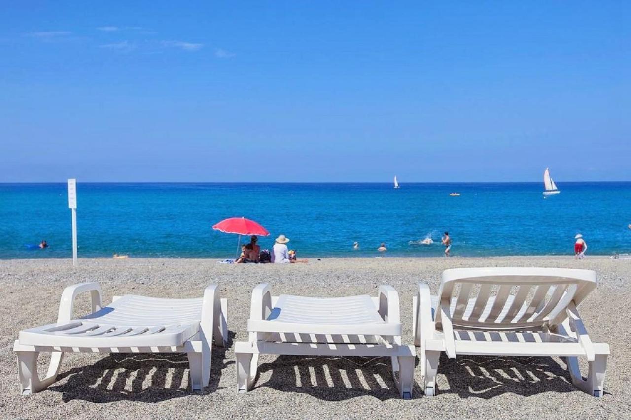 Pizzo Beach Club Leilighet Eksteriør bilde