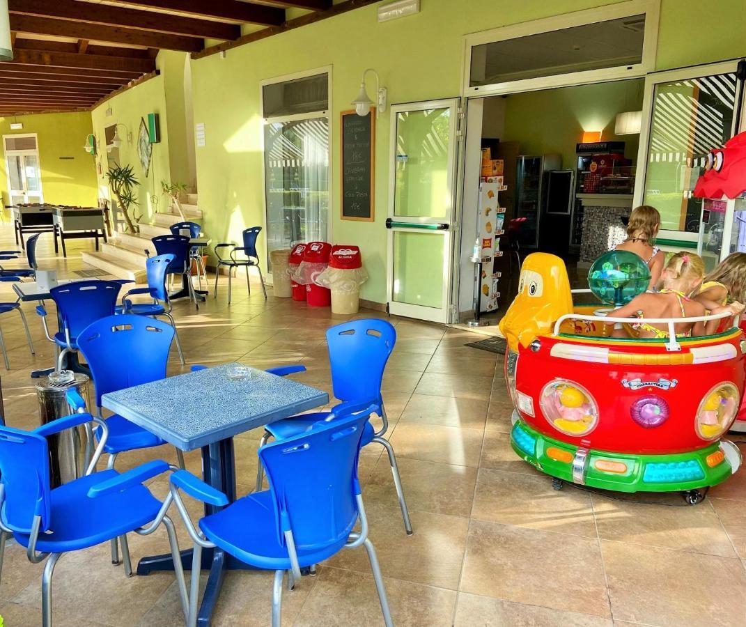 Pizzo Beach Club Leilighet Eksteriør bilde